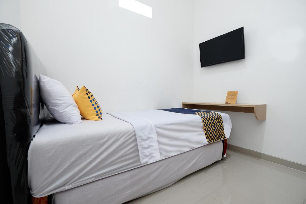 Spot On 2026 Arta Residence Semarang Zewnętrze zdjęcie